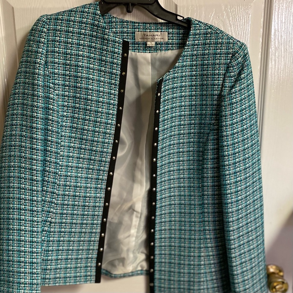 NWT Tahari Arthur S.Levine Yvette blazer